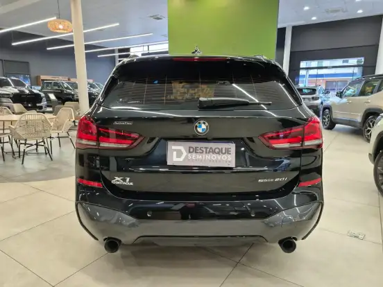 BMW-X1-2022