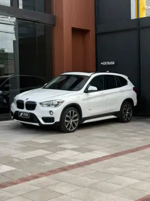 BMW-X1-2016