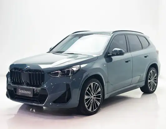 BMW-X1-2024
