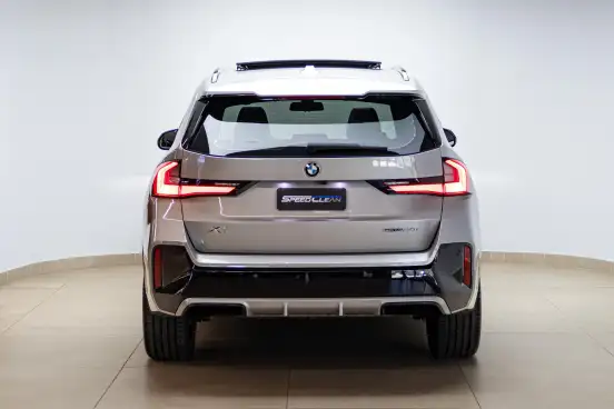 BMW-X1-2024