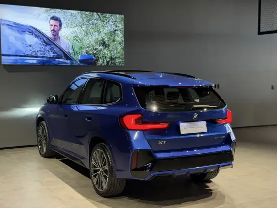 BMW-X1-2024