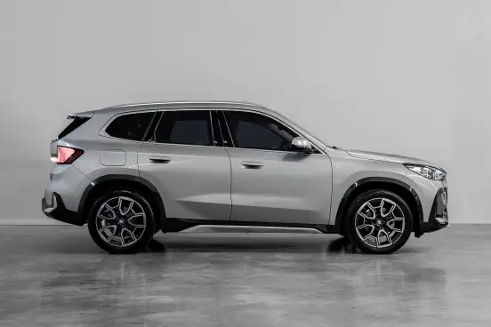 BMW-X1-2023