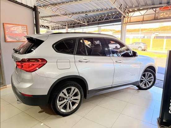BMW-X1-2.0 16V TURBO ACTIVEFLEX SDRIVE20I 4P AUTOMÁTICO BMW-X1-2016