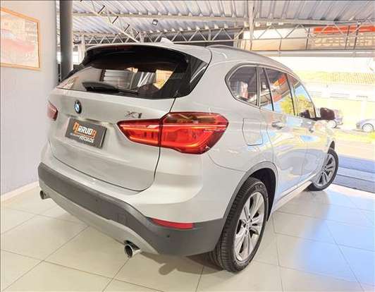 BMW-X1-2016