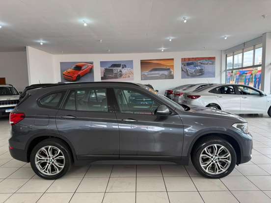 BMW-X1-2.0 16V TURBO ACTIVEFLEX SDRIVE20I GP 4P AUTOMÁTICO BMW-X1-2021