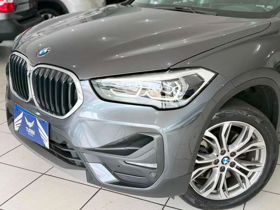 BMW-X1-2021