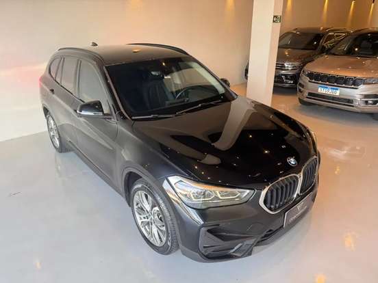 BMW-X1-2021