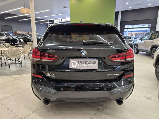BMW-X1-2022