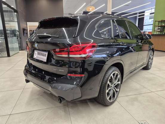 BMW-X1-2.0 16V TURBO ACTIVEFLEX SDRIVE20I GP 4P AUTOMÁTICO BMW-X1-2022