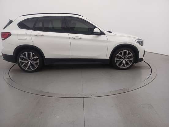 BMW-X1-2.0 16V TURBO ACTIVEFLEX SDRIVE20I GP PLUS 4P AUTOMÁTICO BMW-X1-2022