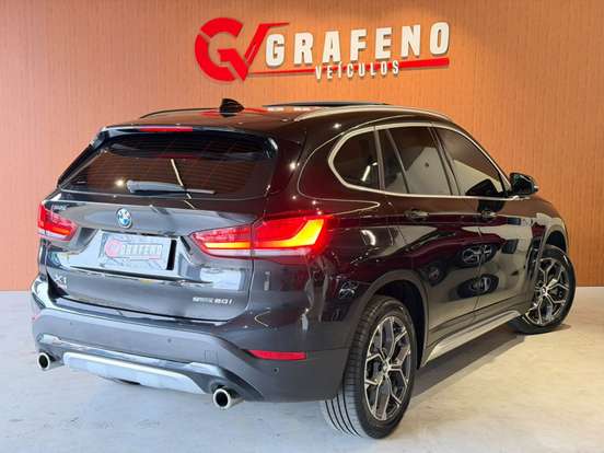 BMW-X1-2021