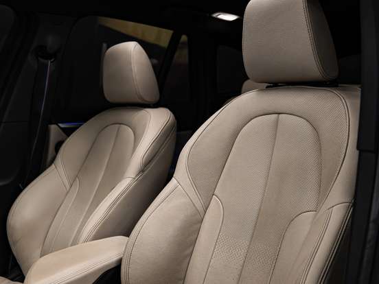 BMW-X1-2022