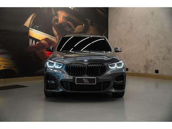 BMW-X1-2021