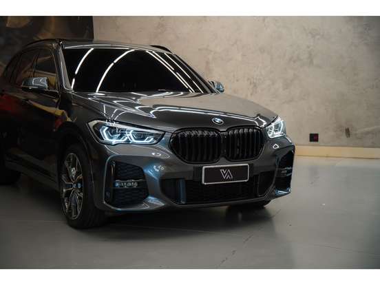 BMW-X1-2021