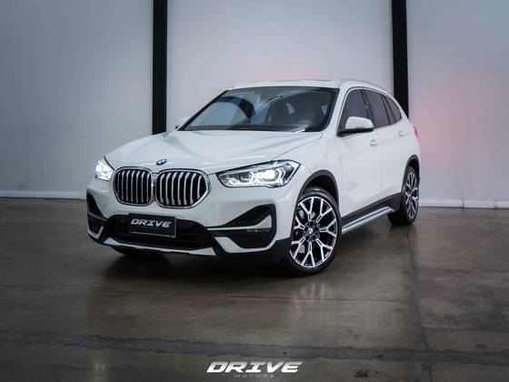 BMW X1 2.0 16V TURBO ACTIVEFLEX SDRIVE20I X-LINE 4P AUTOMÁTICO