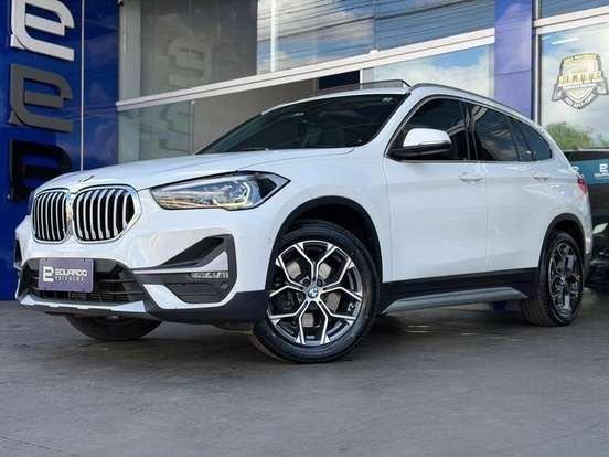 BMW-X1-2.0 16V TURBO ACTIVEFLEX SDRIVE20I X-LINE 4P AUTOMÁTICO BMW-X1-2020