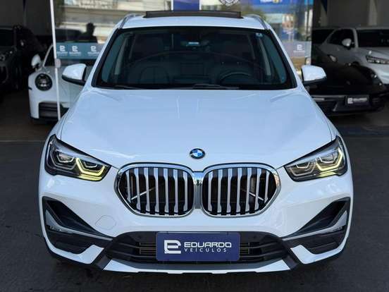 BMW-X1-2.0 16V TURBO ACTIVEFLEX SDRIVE20I X-LINE 4P AUTOMÁTICO BMW-X1-2020