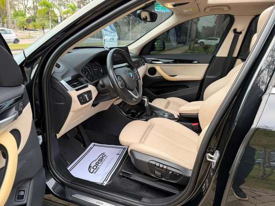 BMW-X1-2.0 16V TURBO ACTIVEFLEX SDRIVE20I X-LINE 4P AUTOMÁTICO BMW-X1-2021