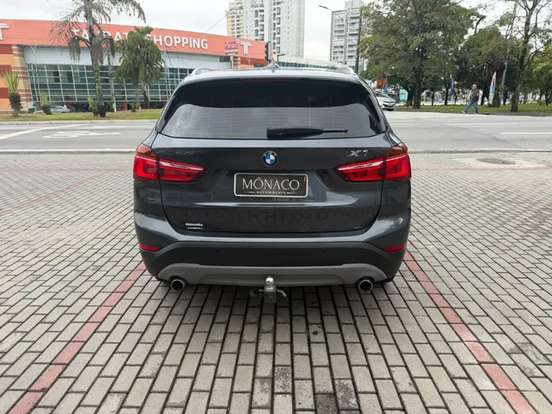 BMW-X1-2017