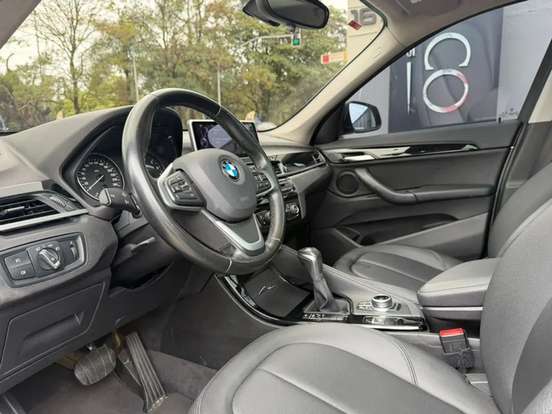 BMW-X1-2.0 16V TURBO ACTIVEFLEX SDRIVE20I X-LINE 4P AUTOMÁTICO BMW-X1-2017