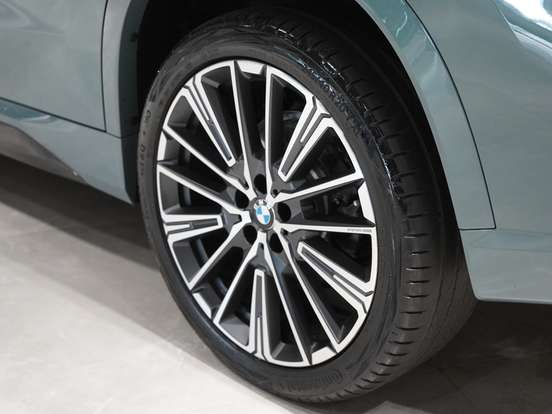 BMW-X1-2.0 16V TURBO GASOLINA SDRIVE20I M SPORT STEPTRONIC BMW-X1-2023