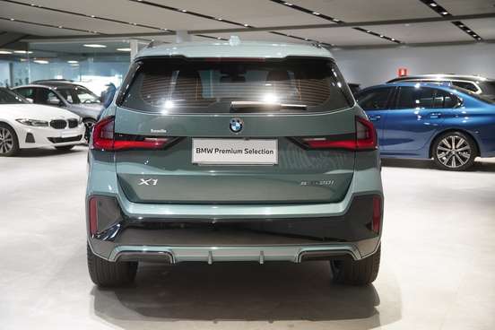 BMW-X1-2023