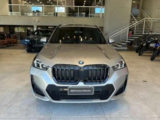 BMW-X1-2024