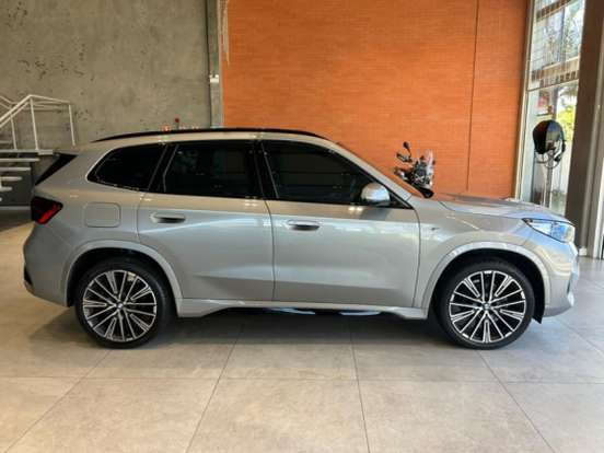 BMW-X1-2.0 16V TURBO GASOLINA SDRIVE20I M SPORT STEPTRONIC BMW-X1-2024