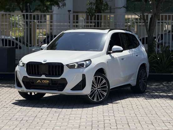 BMW-X1-2025