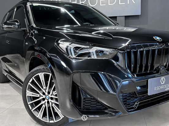 BMW-X1-2025