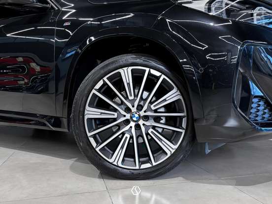BMW-X1-2025