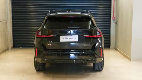 BMW-X1-2025