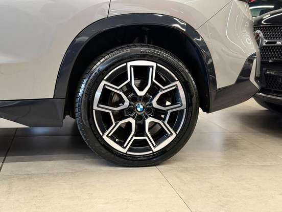 BMW-X1-2.0 16V TURBO GASOLINA SDRIVE20I X-LINE STEPTRONIC BMW-X1-2024