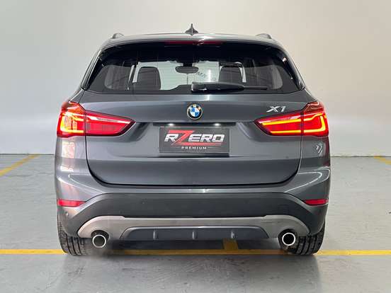 BMW-X1-2015