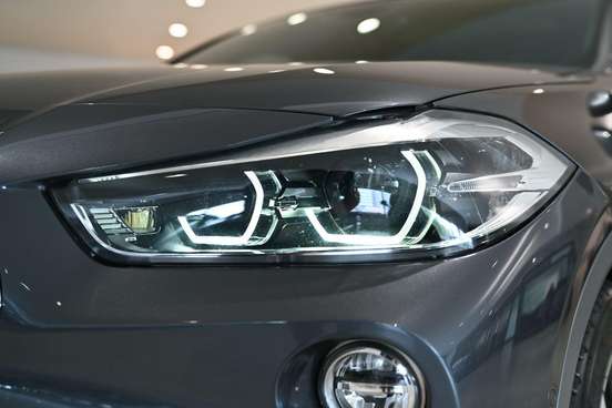 BMW-X2-2019