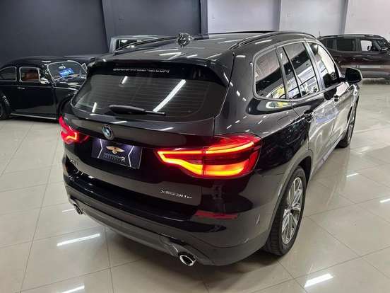 BMW-X3-2021