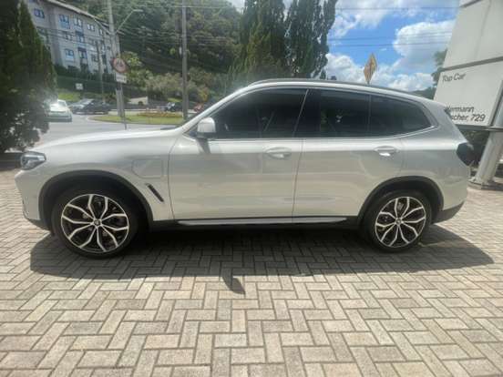 BMW-X3-2023