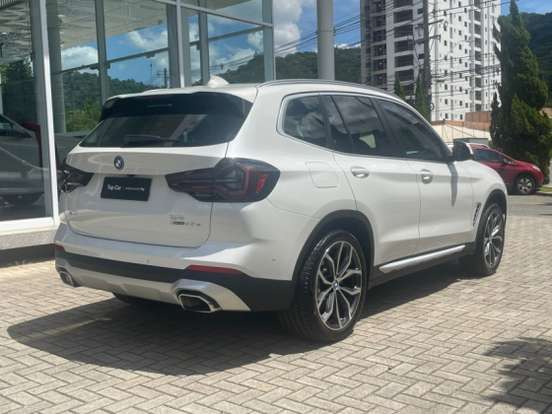 BMW-X3-2.0 16V HÍBRIDO X LINE XDRIVE30E STEPTRONIC BMW-X3-2023