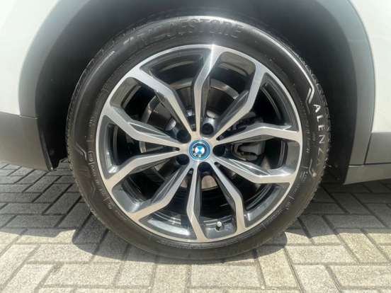 BMW-X3-2023