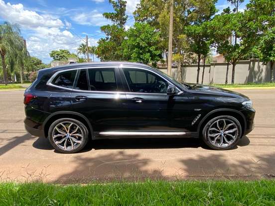 BMW-X3-2022