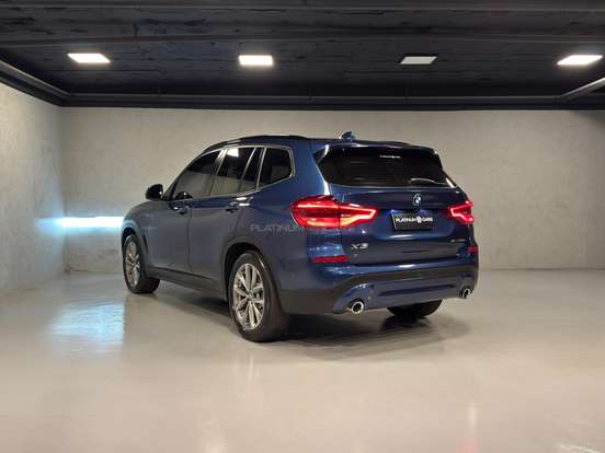BMW-X3-2021