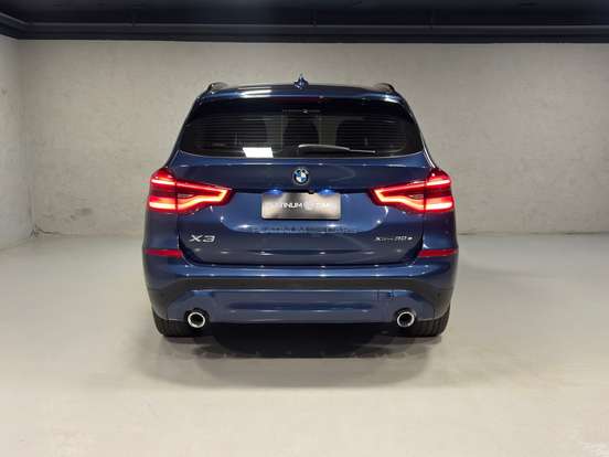 BMW-X3-2021