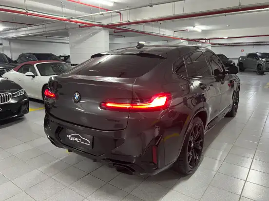 BMW-X4-2023