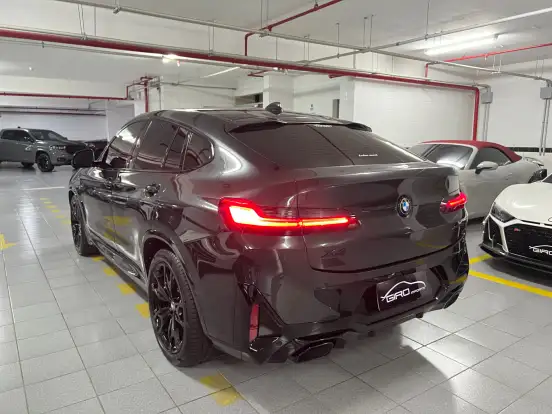 BMW-X4-2023
