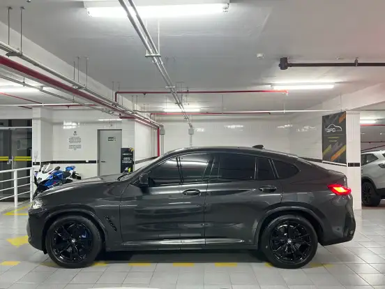 BMW-X4-2023