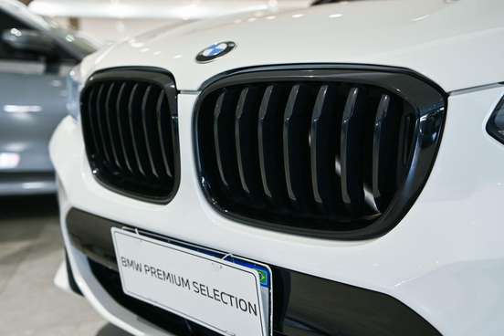 BMW-X4-2019