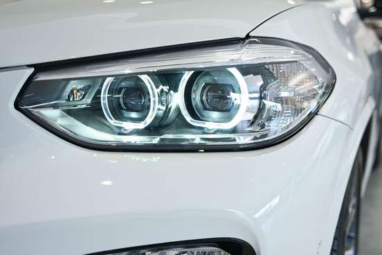 BMW-X4-2019