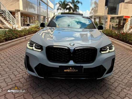 BMW-X4-2022