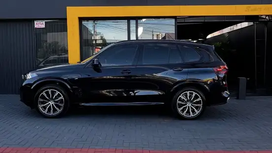 BMW-X5-2023