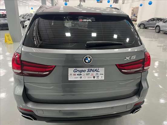 BMW-X5-3.0 FULL 4X4 35I 6 CILINDROS 24V GASOLINA 4P AUTOMÁTICO BMW-X5-2017